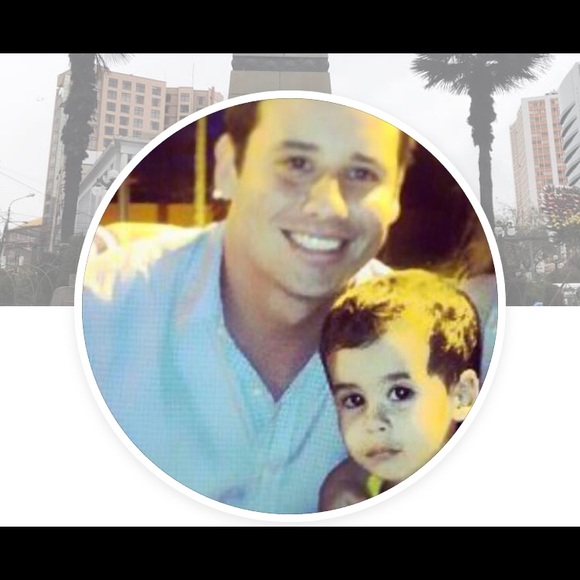 Meet your Posher, Nicolas - Picture 1 of 1